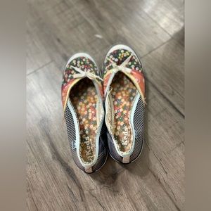 Multi-pattern casual shoes